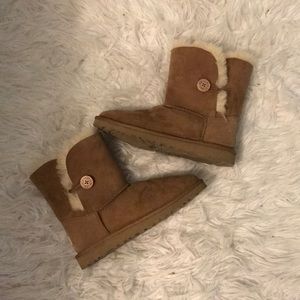 Chestnut Uggs